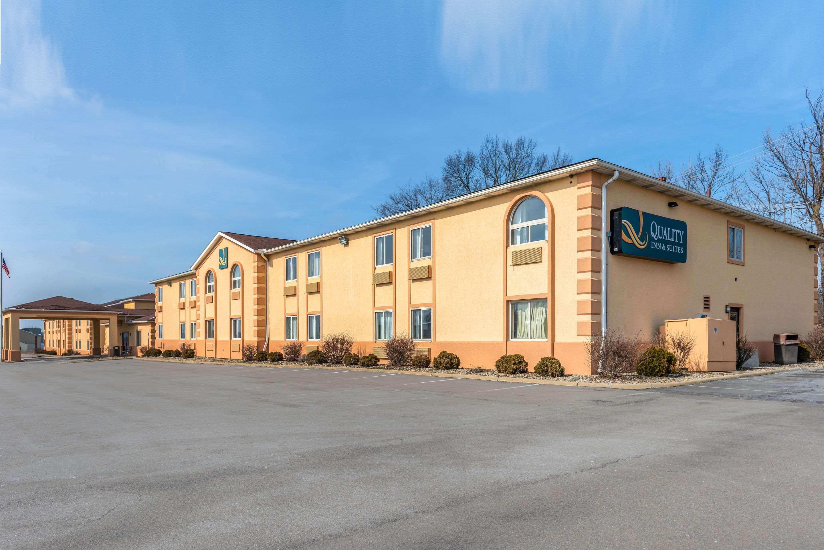 Quality Inn & Suites Seville Экстерьер фото